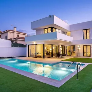  Villa Villaswimmingpoolmalaga