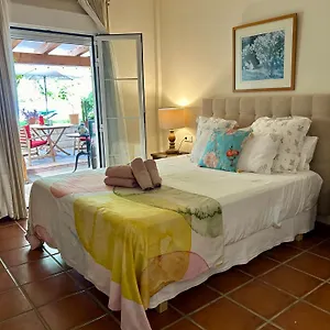 4* Bed & Breakfast At In Malaga & Solo Travellers
